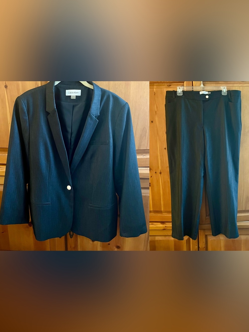 Calvin Klein Suit. Dark Navy Blazer and Pants.
Size 16 with Petite Alterations.